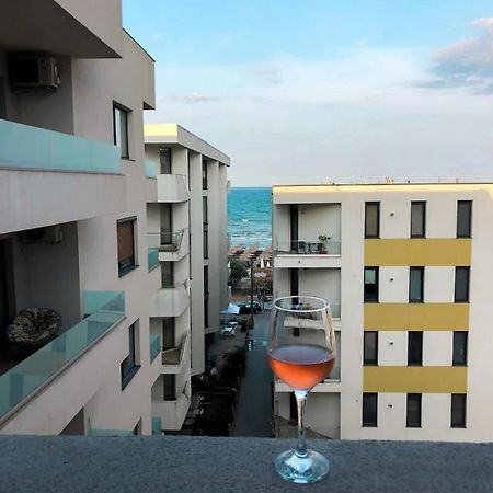 דירות Năvodari Mlm By The Sea מראה חיצוני תמונה